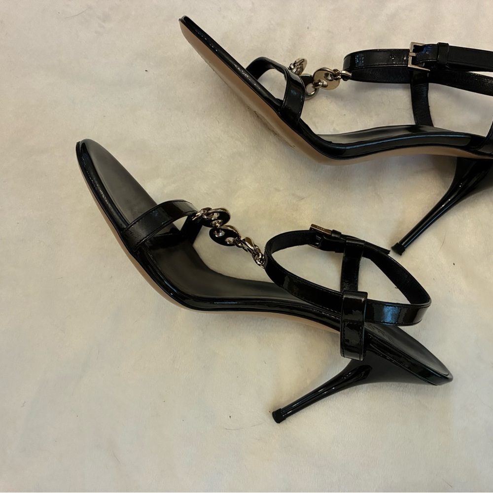 Elegant Gucci Black High Heel Gold Chain Detail and Ankle Strap. EUC. 7.5 - Picture 11 of 16